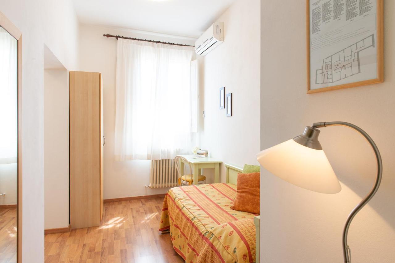 Hotel Minerva أسيسي المظهر الخارجي الصورة