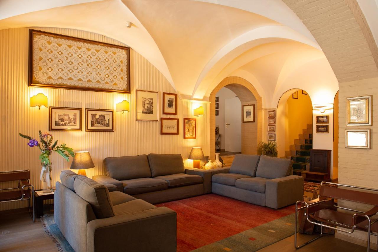 Hotel Minerva أسيسي المظهر الخارجي الصورة
