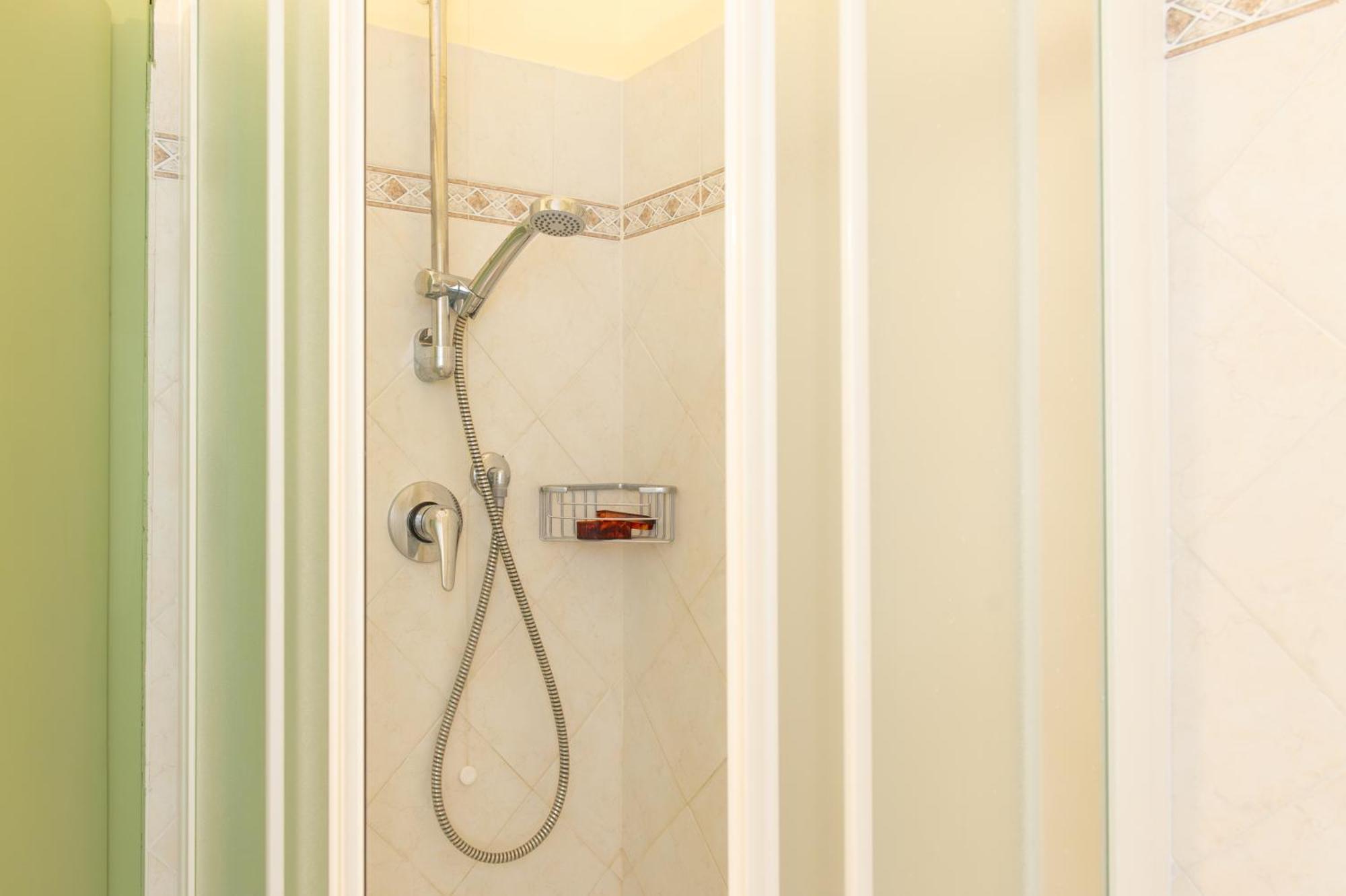 Hotel Minerva أسيسي المظهر الخارجي الصورة